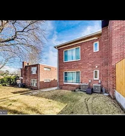 Lovely 1-Bedroom Rental Unit With Free Parking Washington Exterior photo